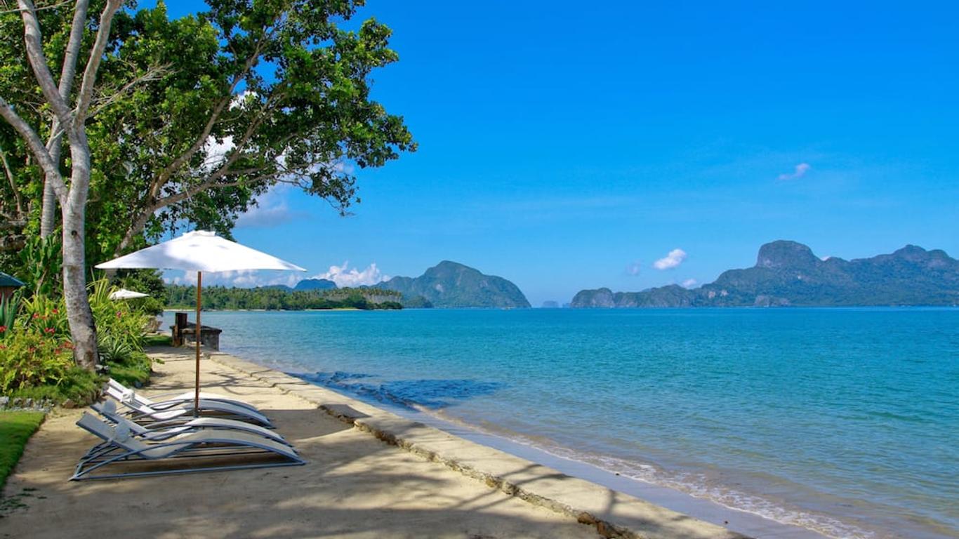 爱妮岛小湾渡假村