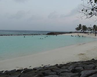 马累休息日旅馆 - 马列 - 海滩