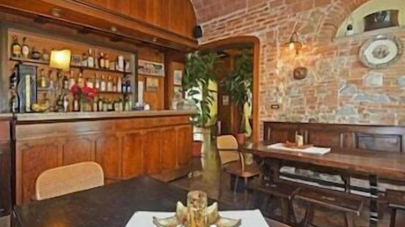 维亚雷焦花园酒店