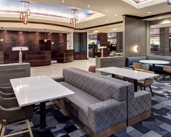 坦帕布兰登希尔顿大使套房酒店 - 坦帕 - 餐馆