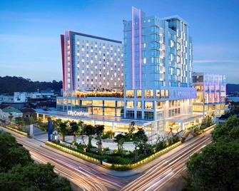 Mercure Samarinda (梅丘尔三马林达） - 三马林达 - 建筑
