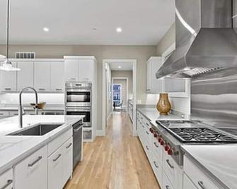 Beautiful Spacious House in the Park Cities area - 达拉斯 - 厨房