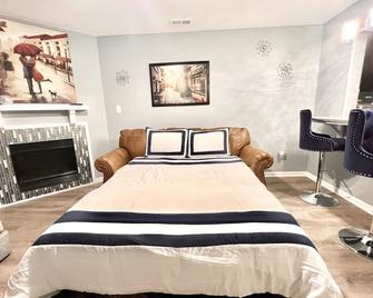 Luxury Townhome Jacksonville, Nc - 杰克逊维尔 - 睡房