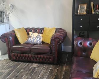 Ravensdale Retreat Dundalk - 邓多克 - 客厅