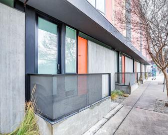 1 Mi To Downtown Sacramento Wfh-Friendly Studio! - 萨克拉门托 - 建筑