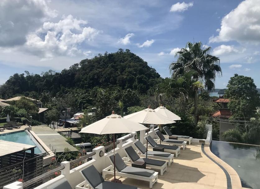 游泳池 照片