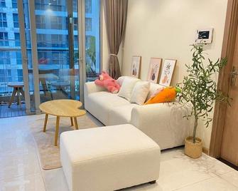 Lyshing公寓在vinhomes豪华地标 - 胡志明市 - 客厅