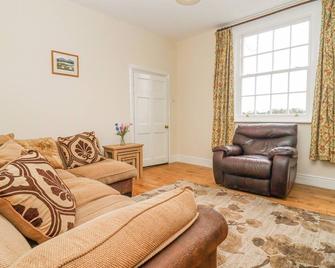 The Shires at Bickerscourt - 索利赫尔 - 客厅