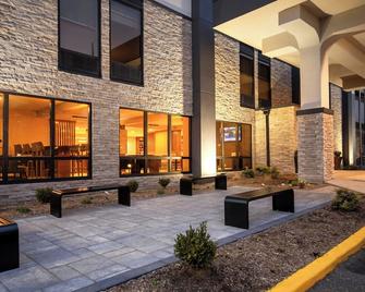 锡考克斯梅多兰兹贝斯特韦斯特苏尔住宿酒店 - 锡考克斯 - 建筑