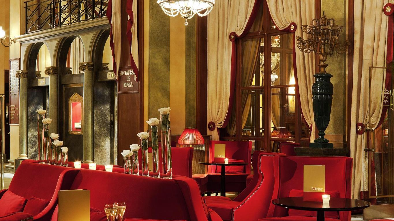 多维尔皇家吕西安巴里亚酒店