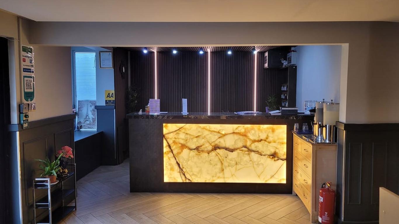 盖特威克白宫酒店