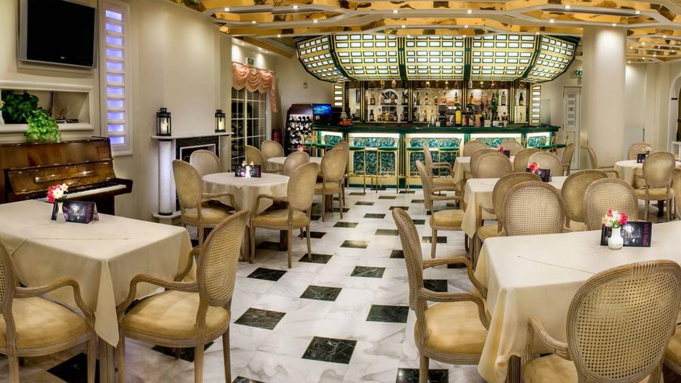 斯特拉斯酒店