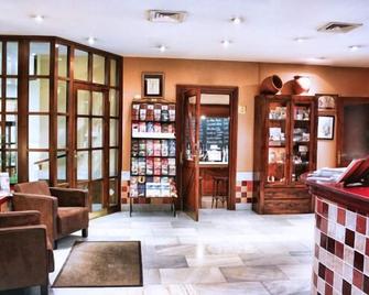 洛斯坎塔洛斯酒店 - 圣玛丽亚港 - 休息厅