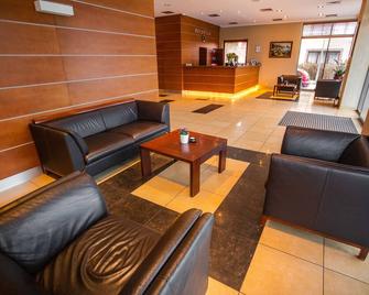 巴斯洛弗罗茨瓦夫高级酒店 - 弗罗茨瓦夫 - 大厅