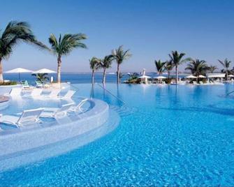 Pb Emerald Bay Owner Master Suite 1br2b March 15-22, 2025 - 马萨特兰 - 游泳池