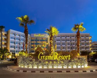 格兰德度假酒店 - 利马索尔 - 建筑