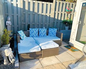 Nicolas Devon air bed and breakfast - 伊尔弗勒科姆 - 露台