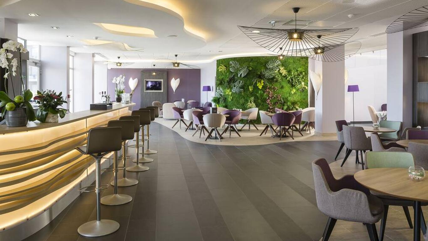 昂蒂布塔拉苏尔法义公寓式酒店及 Spa