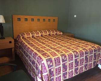 Townhouse Motel - West Sacramento - 西萨克拉门托 - 睡房