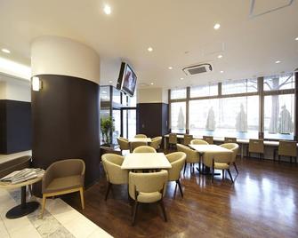 仙台广濑大道多米快捷酒店 - 仙台 - 餐馆