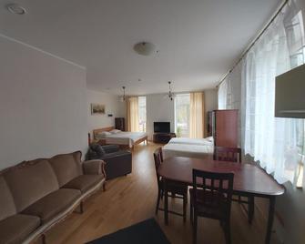 Viva Apartment - Pirita - 塔林 - 餐厅