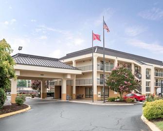 米尔钱特车道品质酒店 - 诺克斯维尔 - 建筑
