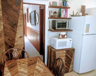 Restored Redwood Bedrooms Perfectly Located in Historic North Beach Home - 旧金山 - 餐厅