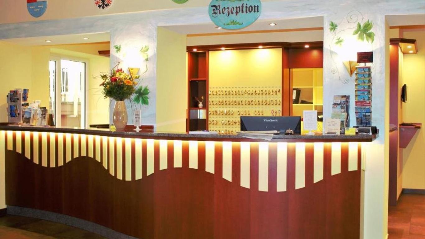 吕德斯海姆公园酒店