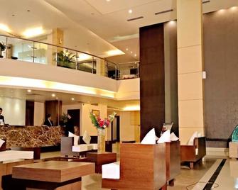 凯兰斯里门廊酒店 - 古瓦哈蒂 - 柜台