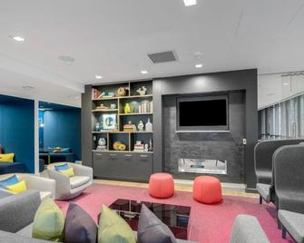Industrial 1br Nr Mit W Gym Doorman Roof Bos-37 - 剑桥 - 休息厅