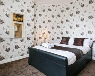 4 Bedroom Entire House Near Manchester City Stadium - 曼彻斯特 - 睡房