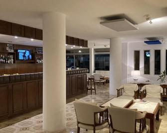 阿尔罕布拉酒店 - 埃斯特角城 - 餐馆