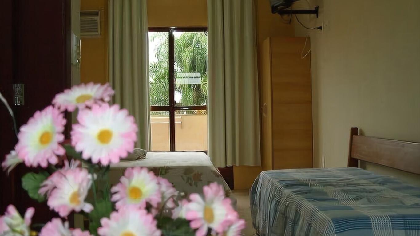 欧佩利康诺旅馆