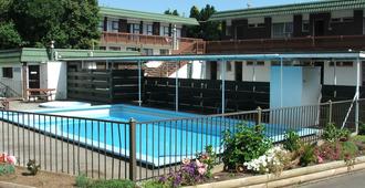 弗拉明戈汽车旅馆 - 新普利茅斯 - 游泳池
