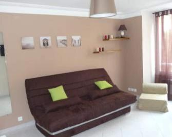 Studio Luxe Plein Center, 5min A Pied Des Plages' Rue Du Lycee - 尼斯 - 客厅