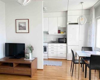 Pasila Modern Flat Centrally Located - 赫尔辛基 - 厨房