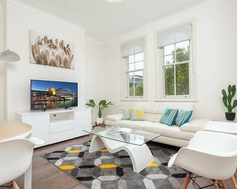 Stunning Sydney Home 4 - 悉尼 - 客厅