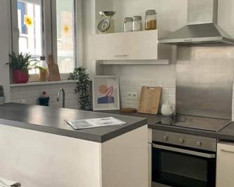 Appartement op top locatie in Antwerpen - 安特卫普 - 厨房