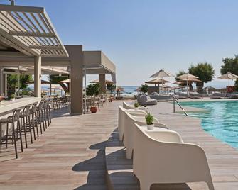 阿马蒂亚海滩度假酒店 - 哈尼亚 - 游泳池