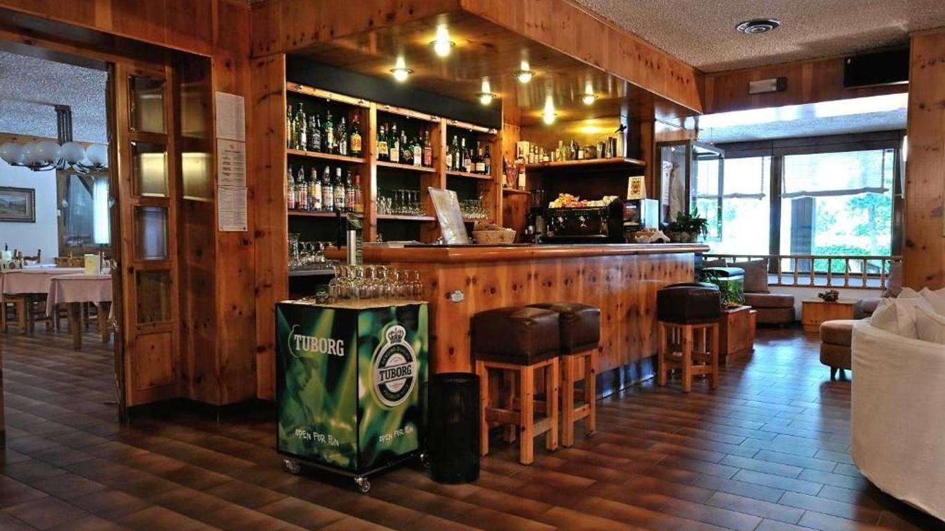 国民酒店