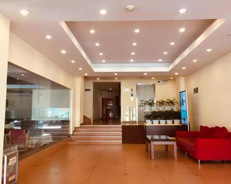 如家青島哈爾濱路萬科城雙山地鐵站店 - 青岛 - 大厅