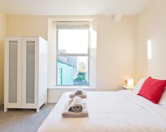 Huge 6 Bedroom Georgian Townhouse in Dublin City - 都柏林 - 睡房