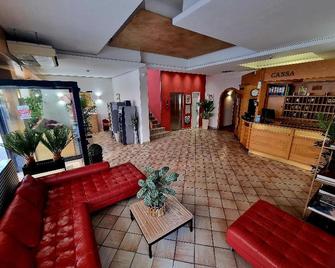 皮亞韋河畔飯店 - 威尼斯 - 大厅