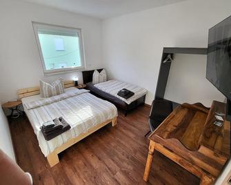 Ferienwohnungen Im Grund 22, 22a, 22c Birkenstein - 霍珀加滕 - 睡房