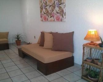 Casa cerca del centro de Morelia - 莫雷利亚 - 客厅
