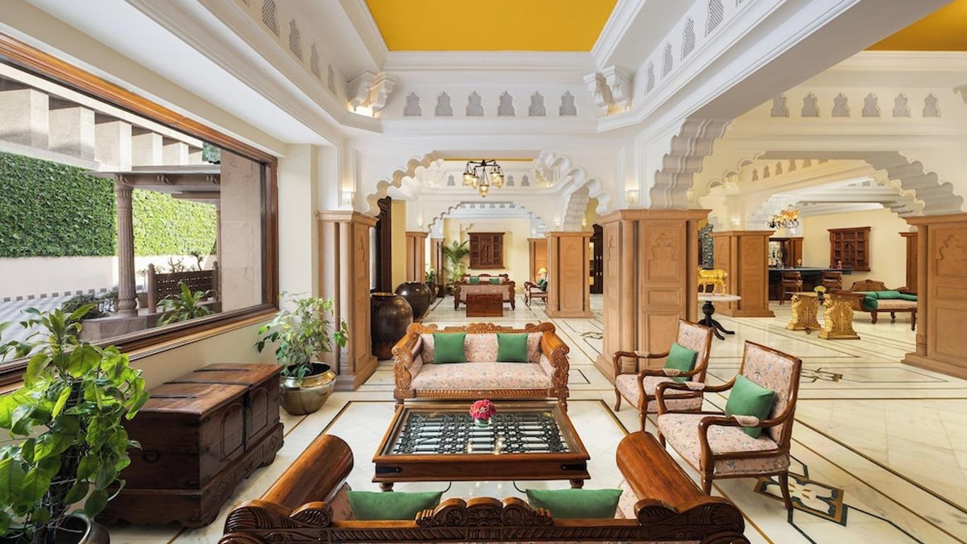 V Sarovar Portico MI路贾普尔