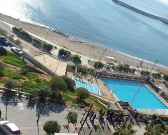 卡沃德奥罗酒店 - Piraeus - 游泳池