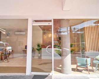 桥酒店快捷 - 卡加廷德奥罗 - 大厅