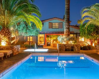 斯派罗木屋度假酒店 - 棕榈泉 - 游泳池