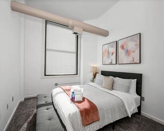 Prkg+Sauna+Gym near Rock & Roll Hall of Fame - 克利夫兰 - 睡房